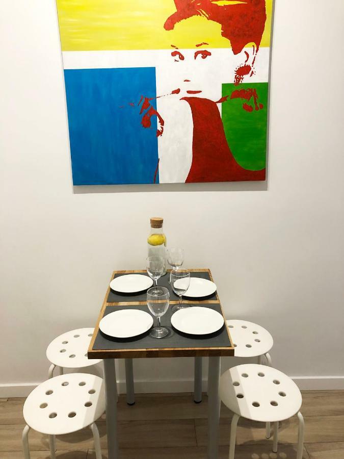 Solidarnosci 131a By Homeprime Apartament