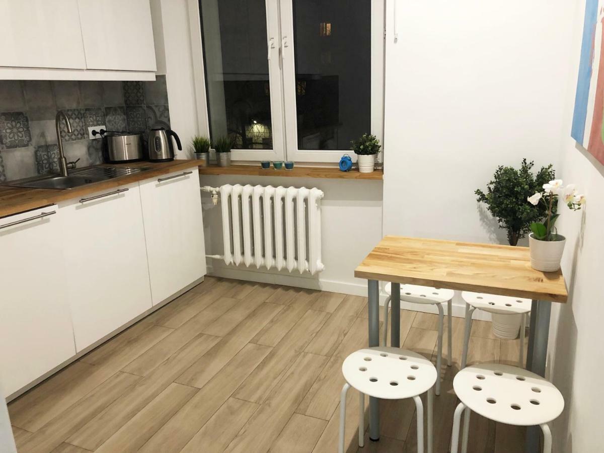 Solidarnosci 131a By Homeprime Apartament